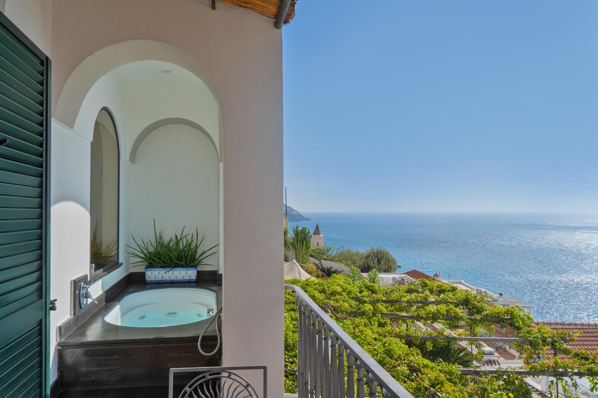 Punta Regina Hotel 4*