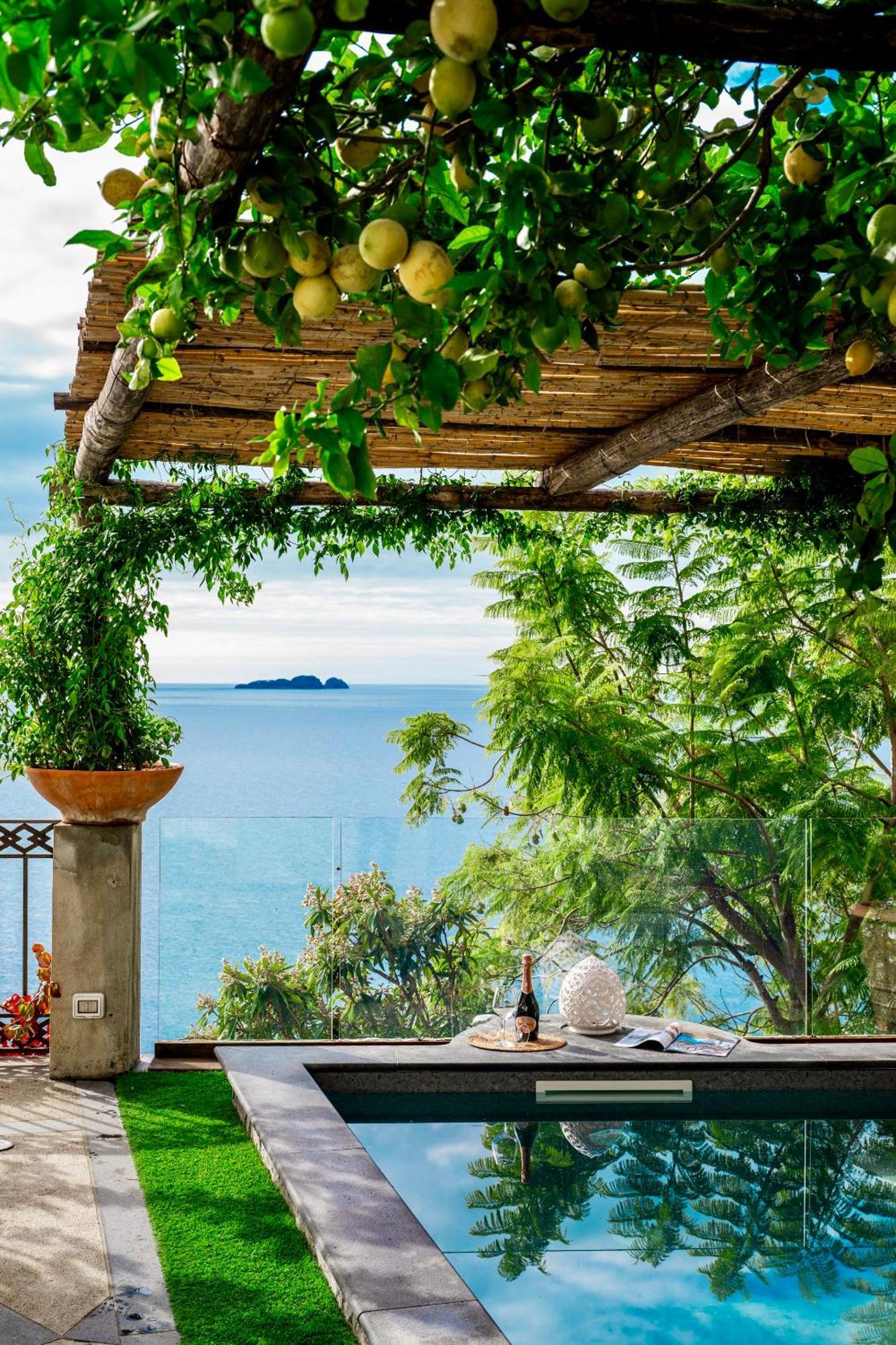 Yourhome - Aldo Marino Villa *