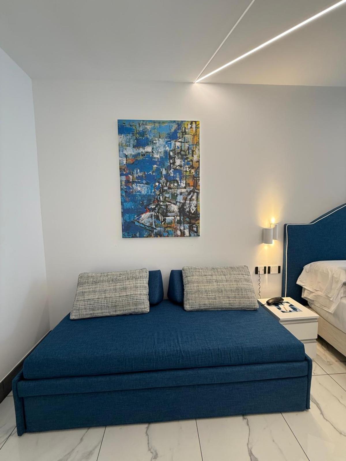 Hotel Art Pasitea 4*