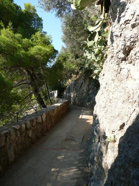 Guest house La Dolce A Boutique 2*