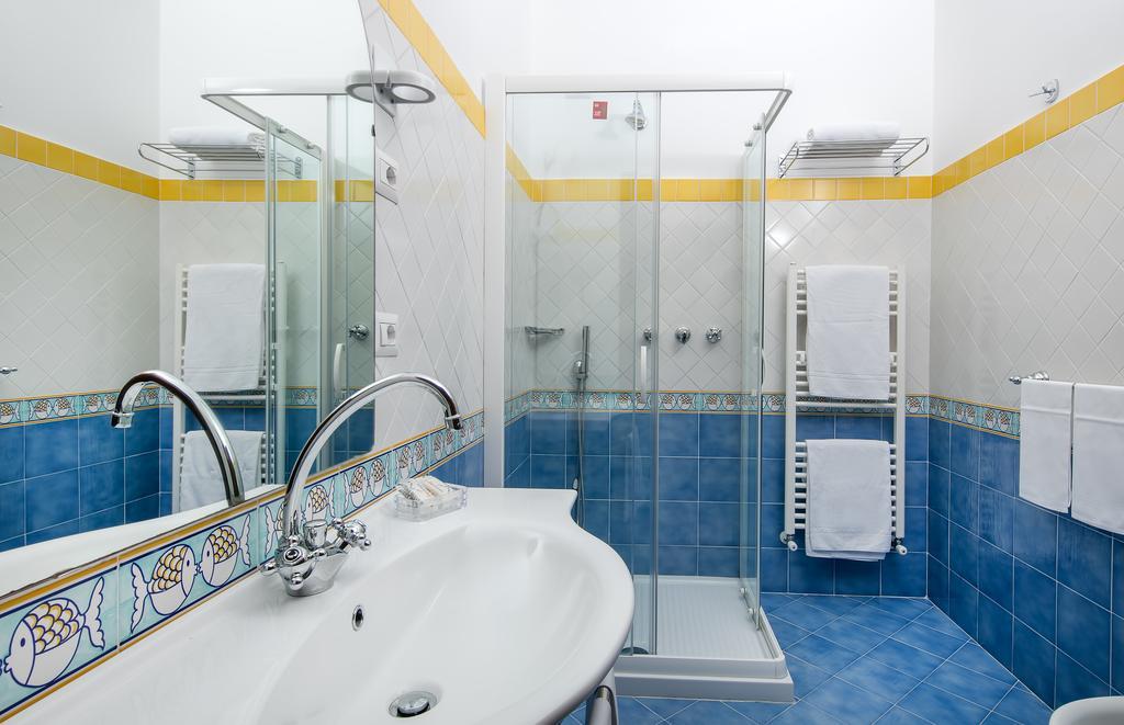 Vittoria 3* Positano
