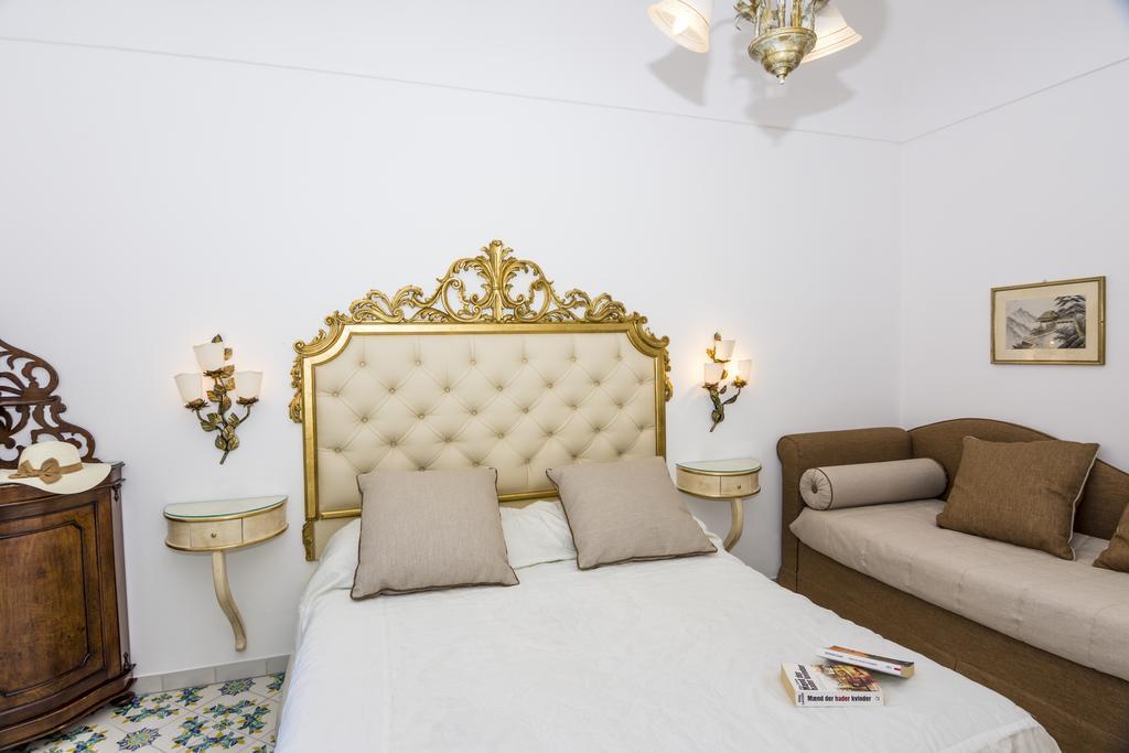 Reginella 3*