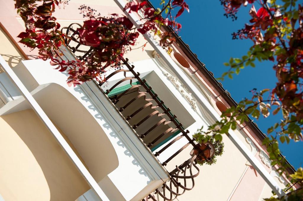 Hotel California