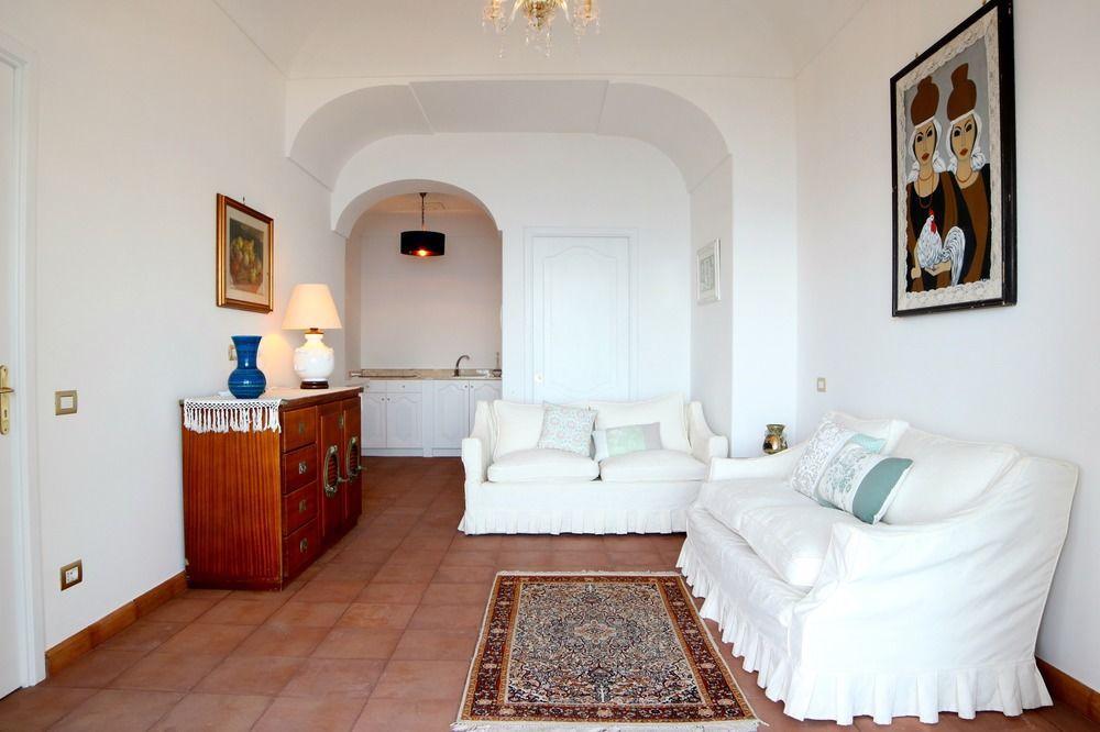 La Casa Di Peppe & Bed & Breakfast 2*