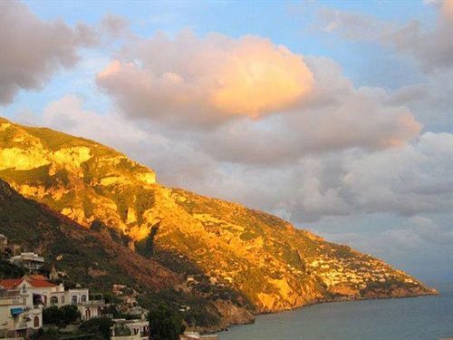 Venus 3* Positano