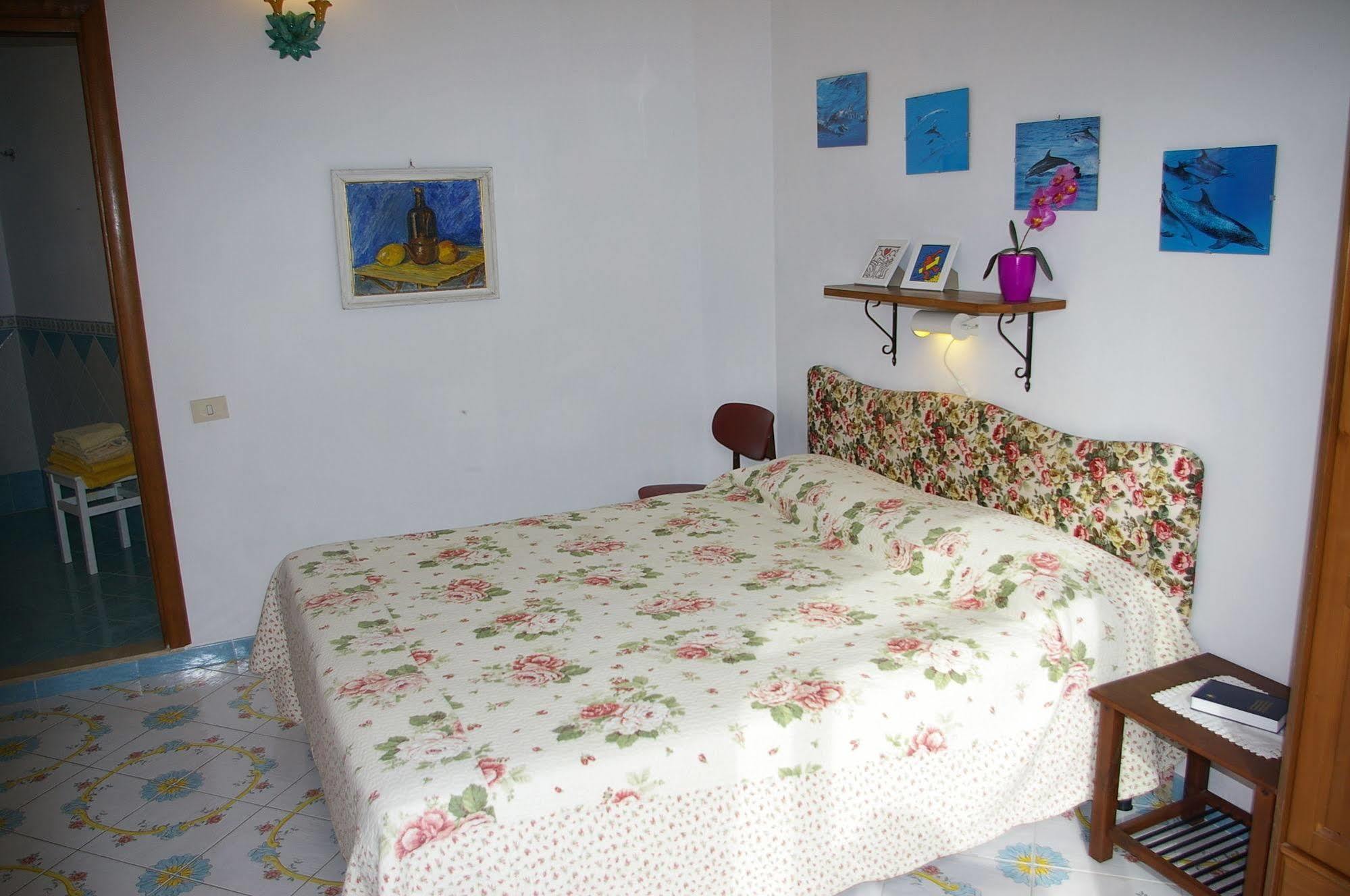 Venus 3*