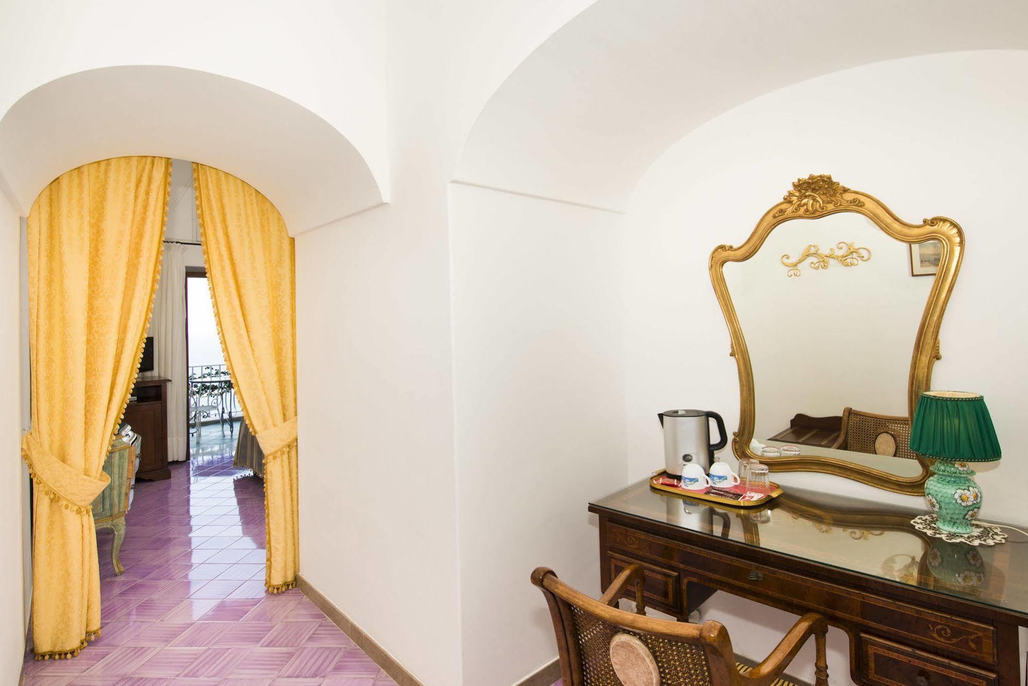 La Rosa Dei Venti 3* Positano