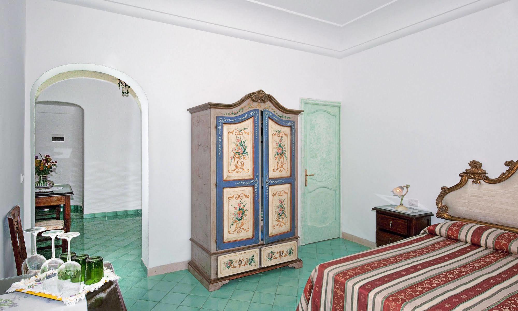La Rosa Dei Venti Aparthotel 3*