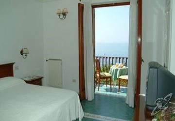 California Hotel Positano