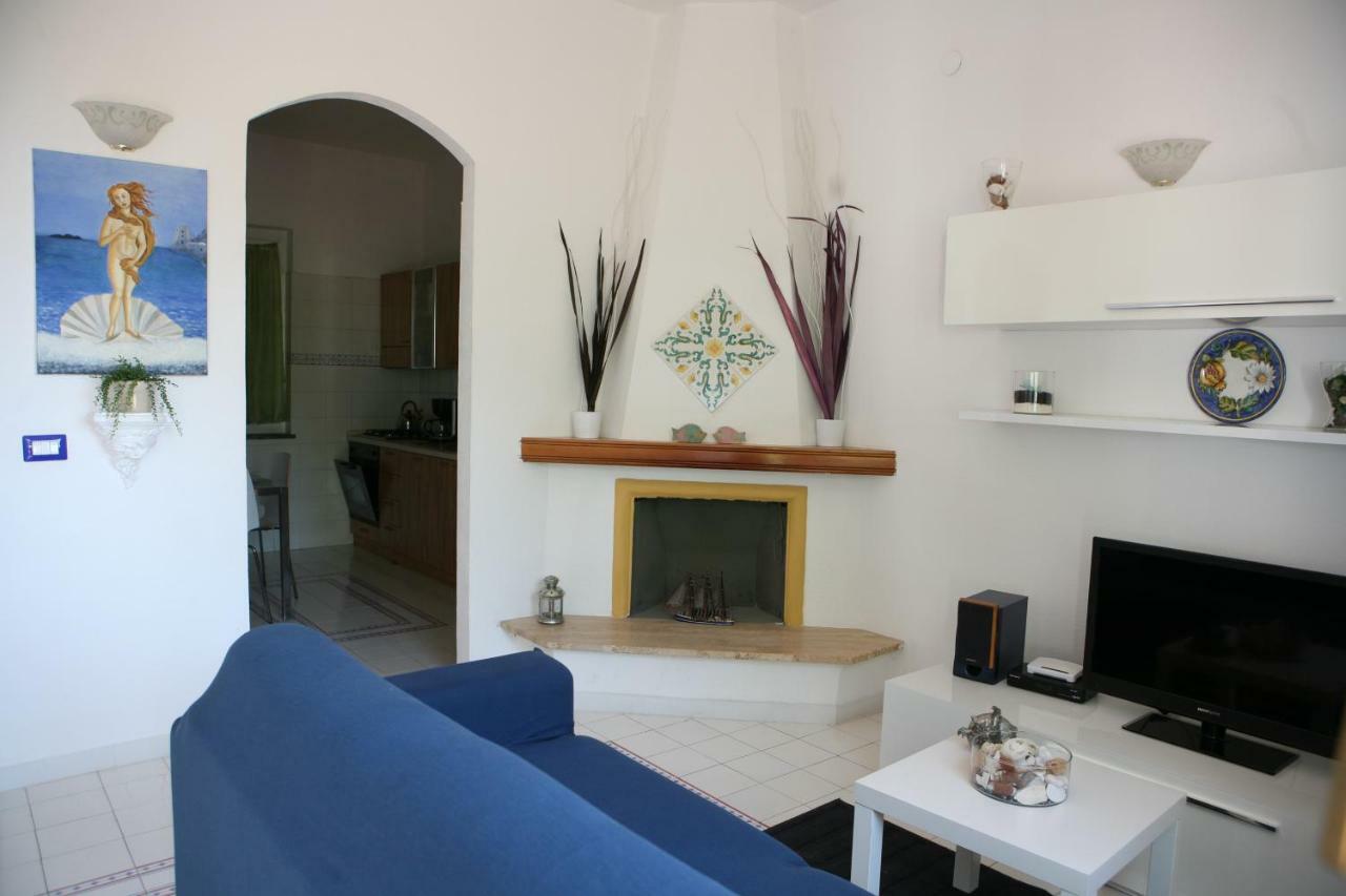 Apartment Holidays *