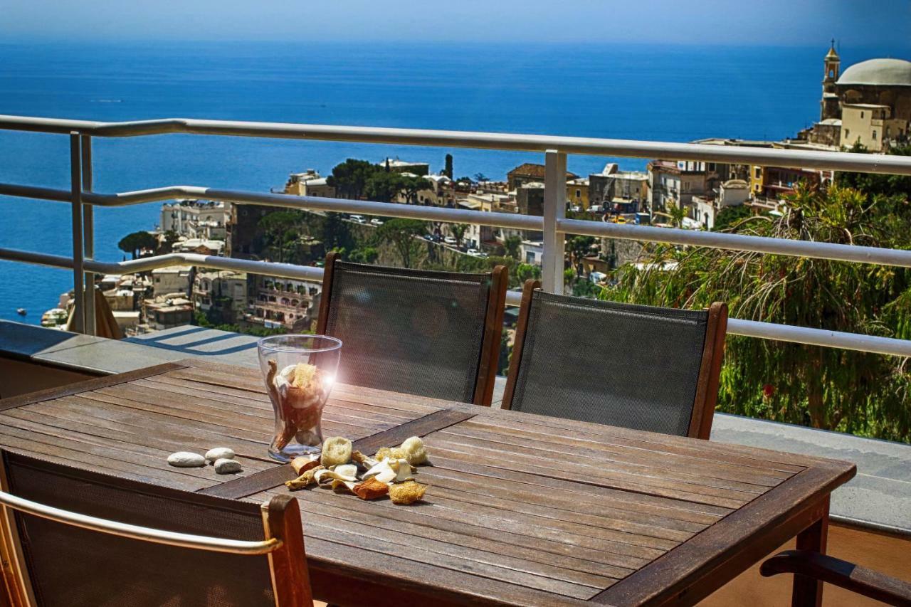 Apartment Holidays