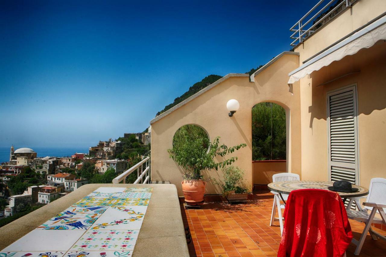 Holidays Apartment