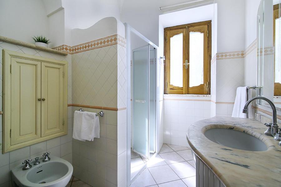 Colle Dell'ara 2* Positano